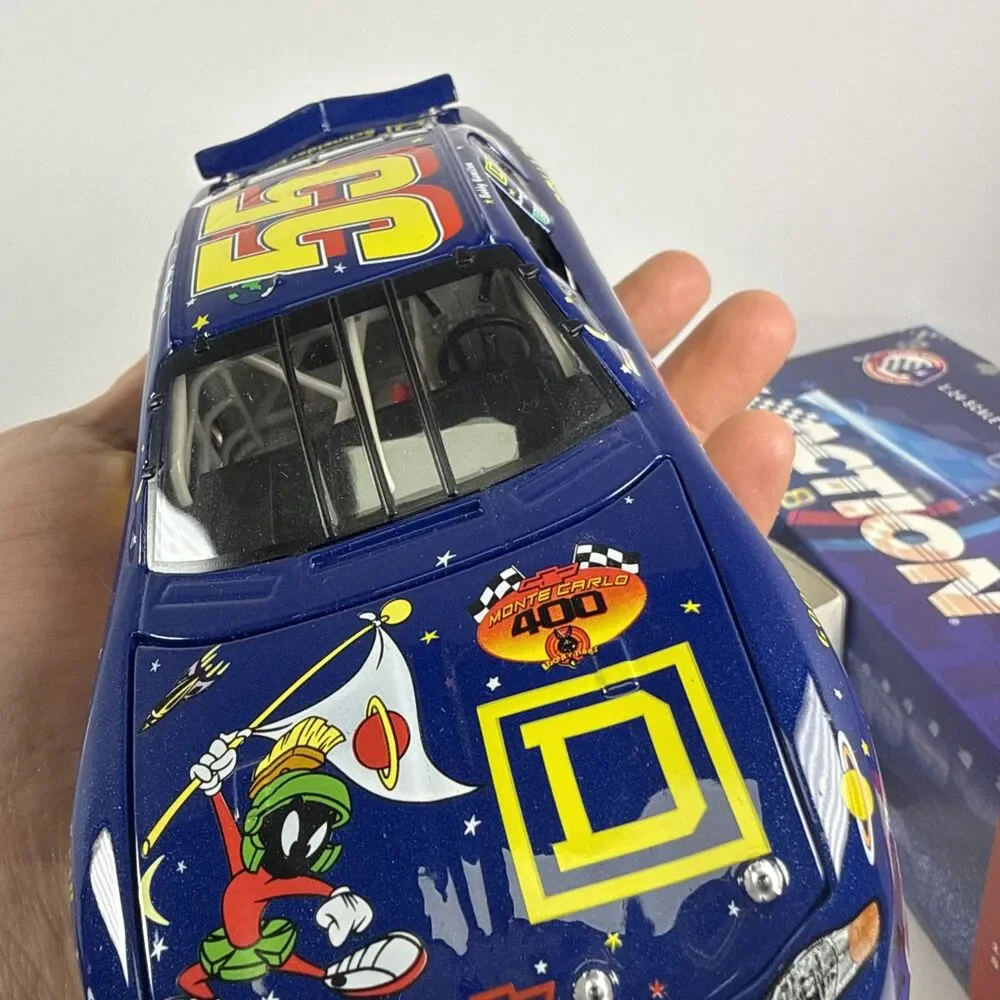 Bobby Hamilton #55 Square Looney Tunes 2001 Chevy Monte Carlo 1:24 Diecast MINT